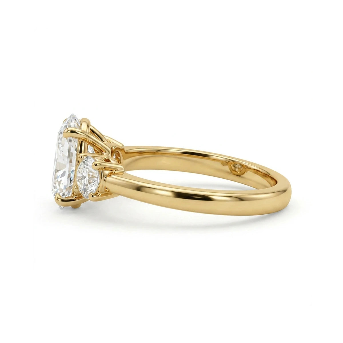 Oval Three-Stone Ring with Round Sides in IGI certified lab grown diamond and BIS hallmarked gold