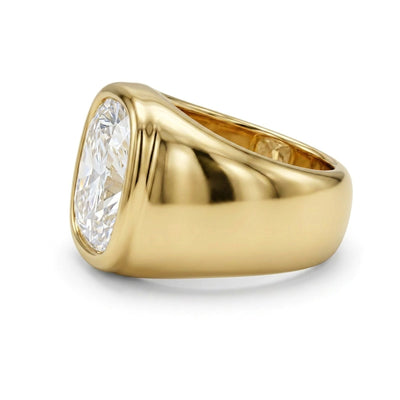 Men's Cushion Bezel Signet Ring in IGI certified lab grown diamond and BIS hallmarked gold