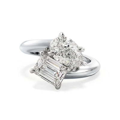 Pear & Emerald Crossover Toi et Moi Ring — emerald and pear lab grown diamond ring in solid hallmarked gold