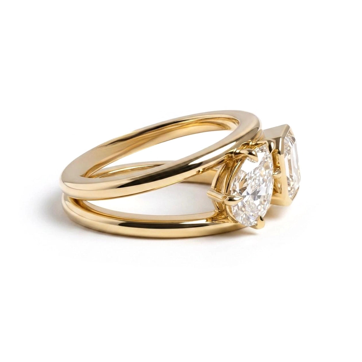 Asscher & Pear Split Shank Toi et Moi Ring in IGI certified lab grown diamond and BIS hallmarked gold