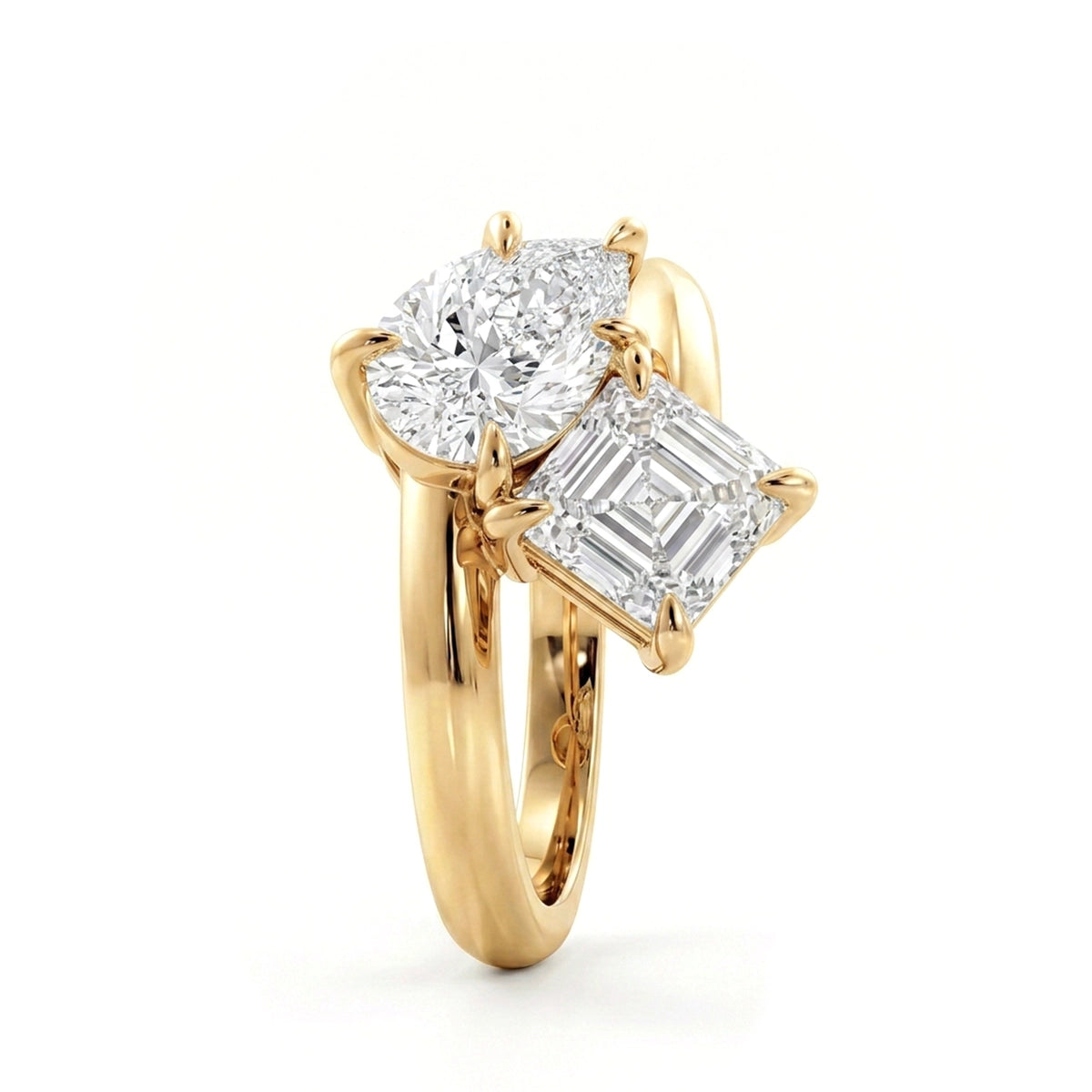 Pear & Asscher Toi et Moi Ring, Claw Set in IGI certified lab grown diamond and BIS hallmarked gold